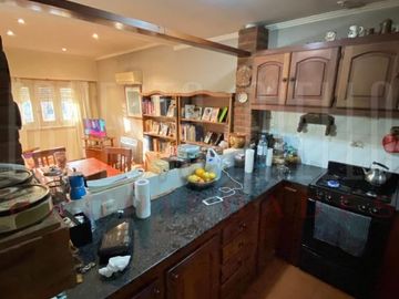 Casa en venta en Ezpeleta Este