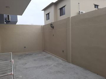 VENTA DE LINDA CASA EN MUCHO LOTE 1