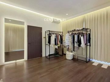 Dijual Rumah Kerinci Kebayoran Baru bisa untuk cafe, kantor, klinik #276626