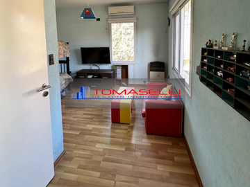 VENTA - CASA - BARRIO PRIVADO EL RESUELLO - FINANCIACION - ACEPTARIA DEPARTAMENTO  ZONA RAMOS MEJÍA