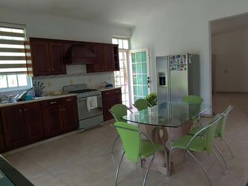 EN VENTA CASA/VILLA, FRACCIONAMIENTO COLINAS DEL SUR, SILAO, GUANAJUATO