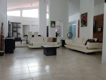 EN VENTA CASA/VILLA, FRACCIONAMIENTO COLINAS DEL SUR, SILAO, GUANAJUATO