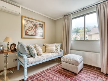 Venta de linda casa en condominio, La Reina