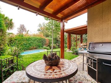 Venta de linda casa en condominio, La Reina