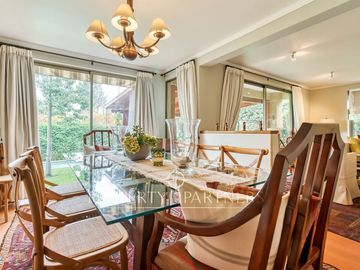 Venta de linda casa en condominio, La Reina