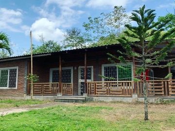 Venta Finca Vacacional con Casa  en Manabí, Cantón Flavio Alfaro (LC)