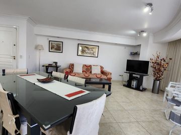 Excepcional Departamento en Pinamar de 4 ambientes Zona Centro
