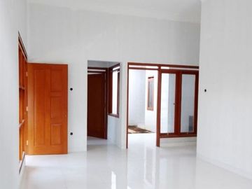 Rumah Readystock Asri Strategis Dekat Summarecon Bandung