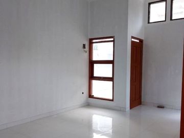 Rumah Readystock Asri Strategis Dekat Summarecon Bandung