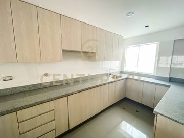 DÚPLEX DE ESTRENO CON VISTA AL MALECÓN - MIRAFLORES