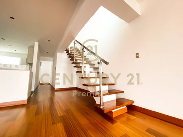 DÚPLEX DE ESTRENO CON VISTA AL MALECÓN - MIRAFLORES