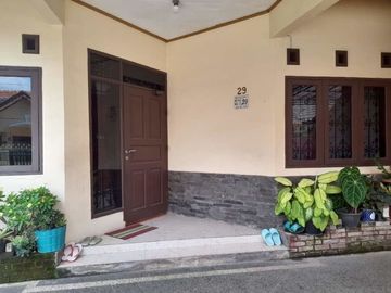 JARANG ADA Rumah Antapani MURAH DKT Arcamanik & Cisaranten Bandung