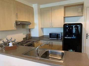 1BR condo For Rent/Lease 1 Bedroom in One Rockwell West Tower Rockwell Makati City