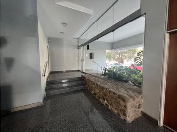 VENTA- DEPARTAMENTO 4 DORMITORIOS- BARRIO ALTO CÓRDOBA