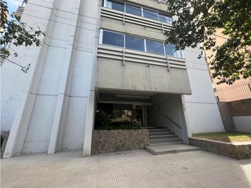 VENTA- DEPARTAMENTO 4 DORMITORIOS- BARRIO ALTO CÓRDOBA