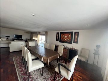 VENTA- DEPARTAMENTO 4 DORMITORIOS- BARRIO ALTO CÓRDOBA
