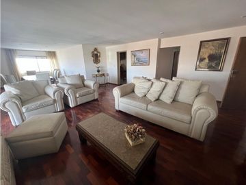 VENTA- DEPARTAMENTO 4 DORMITORIOS- BARRIO ALTO CÓRDOBA