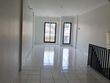 Disewakan Ruko 3 Lantai Lokasi Strategis Di Area Ciputat