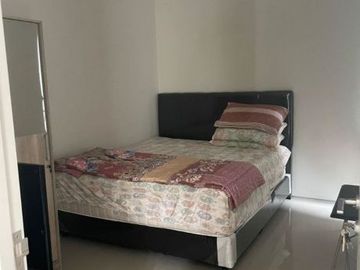 Sewa rumah North West Lake Citraland, Minimalis 2 Lantai