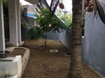 Rumah Bagus dan Lebar di Sri Rejeki Semarang Barat, Dekat Bandara