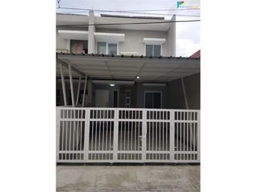Rumah baru 2 lantai murah di koadu dekat pondok gede