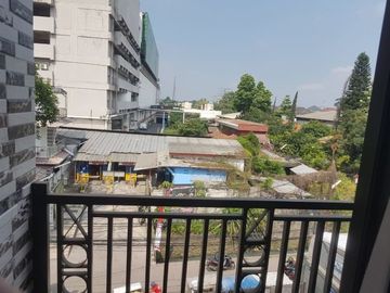 Gedung 4 Lantai Type 945 LT 367 M2 Untuk Usaha di Babakan Ciparay, Kota Bandung