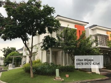 Siap huni posisi hook dekat sport club Volta gading serpong