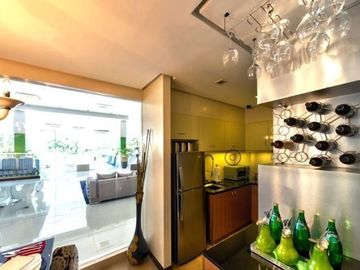 RFO Executive Studio w/ Balcony in One Manchester Mactan