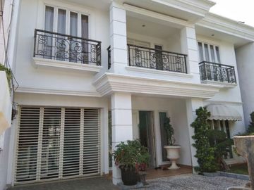Rumah Mewah Strategis Di Kawasan Elite Kelapa Gading