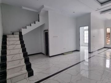 Rumah Mewah 2 Lantai Lokasi Premium di Jagakarsa Jakarta Selatan