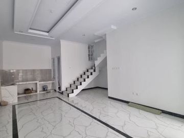 Rumah Mewah 2 Lantai Lokasi Premium di Jagakarsa Jakarta Selatan