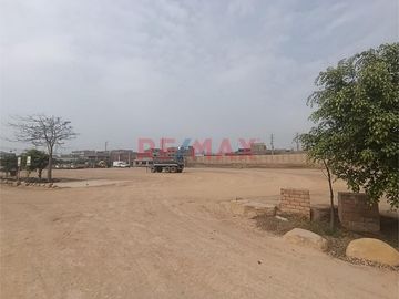 ¡Oportunidad Única En Huachipa! Terreno Industrial De 34,929.76 M² En Av. Las Torres — Usd $380/M²