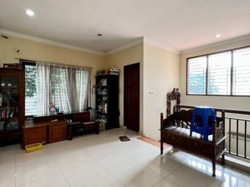DIJUAL RUMAH at Jl KOMP DEPLU / CILANDAK, JAKSEL