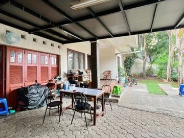 DIJUAL RUMAH at Jl KOMP DEPLU / CILANDAK, JAKSEL