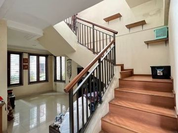 DIJUAL RUMAH at Jl KOMP DEPLU / CILANDAK, JAKSEL