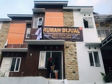 RUMAH SIAP HUNI 2LANTAI DEKAT KOTA KULON PROGO