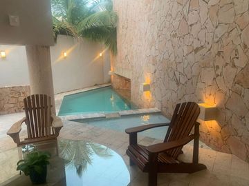CASA EN REVENTA EN MERIDA, UBICADO EN LA COLONIA EMILIANO ZAPATA