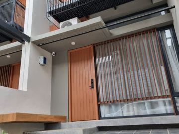 Disewakan Rumah smarthome Fleekhauz BSD City Furnished Siap Huni Brand New Murah