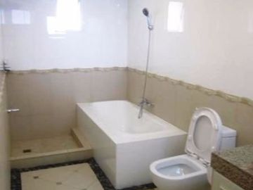 Three Storey Townhouse for sale with 4 bedrooms in Friendshi