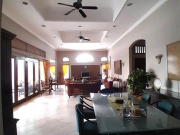 Rumah Terawat di Veteran Jaksel Halaman Luas 15 Menit ke PIM