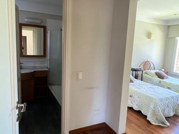 Chalet en venta en Club de Campo Abril