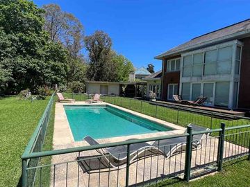 Chalet en venta en Club de Campo Abril