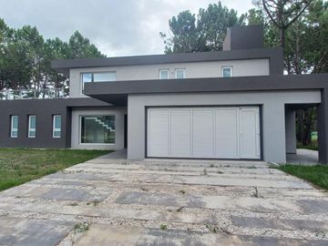 Casa en  Isla de Golf Pinamar