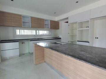 Casa en  Isla de Golf Pinamar
