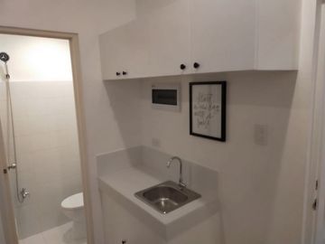 EL PUEBLO CONDO-MLA: 16.5sqm RICO (STUD) U-BST 4 LEASING BUS