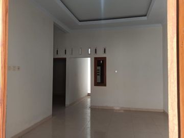 RUMAH BARU SIAP HUNI, ASRI & FREE GAZEBO DI SELOMARTANI, KALASAN