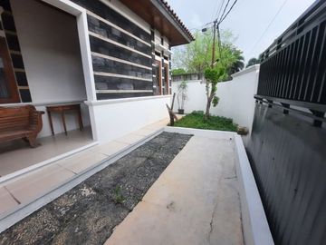 Rumah di Beji, Depok. Minimalis Siap huni