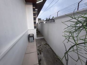 Rumah di Beji, Depok. Minimalis Siap huni