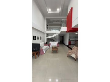 Espectacular casa en Centenario, muy cerca al centro de Pereira