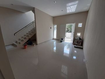 Dijual Rumah Citraland Cluster Bukit Palma Blok B Ciamik 2lantai Minimalis